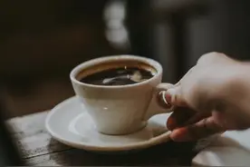 选择纯黑咖啡，才能有助减肥图片