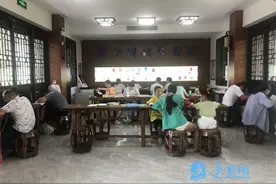 暑假读书“充电”热，这些地方人气火爆图片