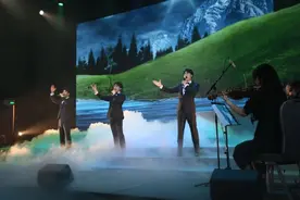 “百年回响——东海之声”临港新片区专场演唱会举行 塑造临港独特文化神韵图片