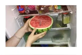 一口吃下8400个细菌！“隔夜冰西瓜”上热搜，网友慌了图片