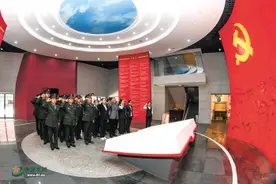 西藏军政军民关系谱新篇丨珠穆朗玛见证：“军民本是一家人”图片
