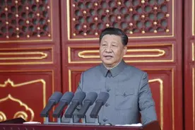 四个历史阶段，习近平为百年史诗“划篇章”图片