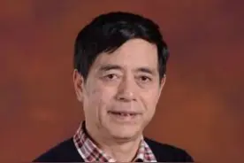 “中国动物小说大王”沈石溪在书博会举办读者见面会图片