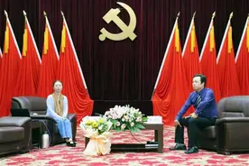 开国上将赵镕将军女儿讲述父亲故事，红色基因宜城传承图片