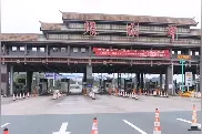 民警提醒：改变车身颜色要及时变更登记，否则可能涉嫌违法图片