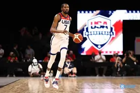 韦德谈KD超甜瓜：看过篮球的都明白 KD是行走的砍分机器图片