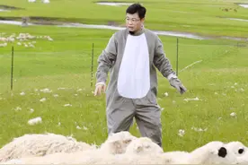 《极限挑战宝藏行》王彦霖化身抓羊高手，杨超越音波攻击震惊全场图片