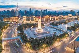 南昌城里的相遇图片