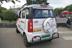 “老年代步车”能否上路？上海交警给你答案图片