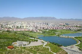 大漠驼乡绘就城建靓丽新画卷图片