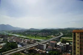 乡村振兴再启新征途，吴文恩一线开展工作调研图片