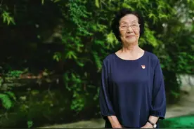 李玉珍：“因为信仰，共产党员永远年轻”图片