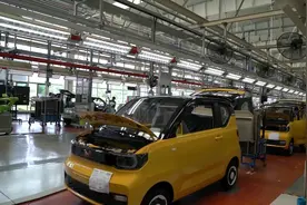 全球连线｜广西柳州：“电动汽车之都”如何践行绿色出行视频封面