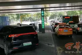 路不够用就“借”一点儿 西安首条借道左转车道+可变车道上线图片