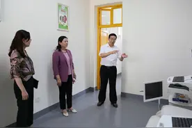 邹菊芳一行赴武陵源区督查基础教育高质量发展工作图片