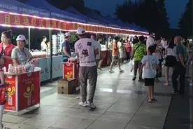 “地摊经济”，带您体验禁毒新模式！图片