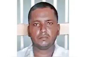 残忍兽父！为了再婚，印度男子向女儿注射农药并推入河中杀害图片