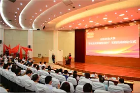 山东农业大学“百名党员专家联百村”实践活动正式启动图片