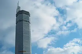 深圳赛格大厦振动原因找到了！桅杆风致涡激共振图片