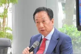 郭台铭捐BNT疫苗换来绿营又冷又酸图片