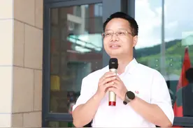 中山七院协助中山大学医学院搬迁深圳图片