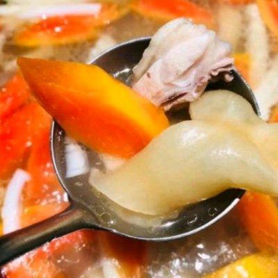 花胶炖木瓜椰汁 2026年花胶炖木瓜椰汁的做法 花胶炖木瓜椰汁 2026年花胶炖木瓜椰汁的做法
