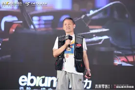 猫王曾德钧：有灵魂的收音机！一年从300台卖到百万台图片