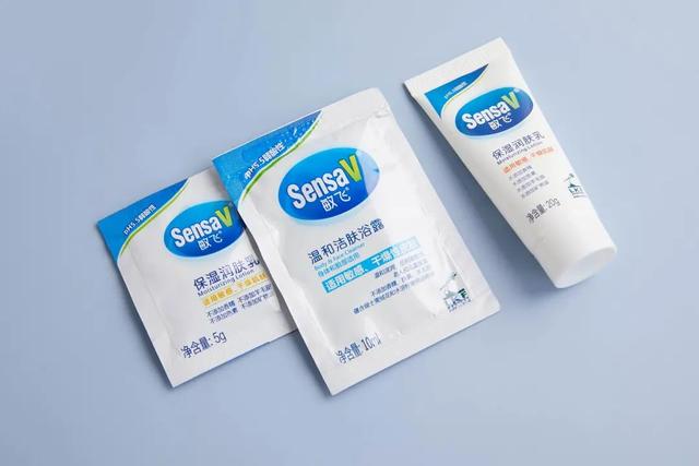 沐浴露身体乳补水