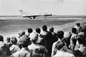 歼-8诞生——从仿制走上自行设计之路图片