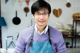 从特许会计师到蛋糕烘培师，他的经历不一般图片