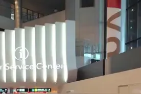 奥运时刻中国奥运军团随身行李箱浙江制造 设计融入良渚文明展示中国文化图片