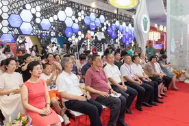 刘海栖《风雷顶》新书首发：讲述胶东孩子眼里的战火岁月图片