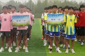 2021年山东省校园足球协会杯青少年精英赛在德州开赛图片