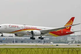 波音787旗舰宽体机执飞 金鹏将开航“浦东—乌鲁木齐”图片
