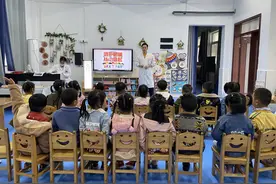 大爱无疆——驻村医生王成军的故事图片