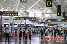 郑州机场发布暑期雷雨季节出行提示 提醒旅客注意天气变化和航班信息图片
