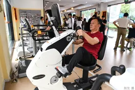 碰一下就骨折！这种疾病太可怕，有人20岁就发病，人人都可能中招图片