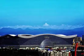 世界最大单体建筑见证世界级商圈崛起图片