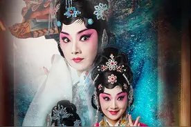 青年文艺家杨杨接棒童芷苓，《王熙凤大闹宁国府》再现舞台图片