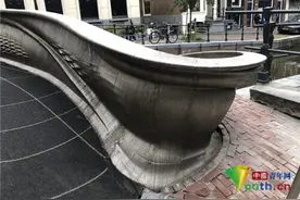 探访荷兰阿姆斯特丹运河桥 3D打印技术打造独特流动线条图片