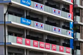 日本口中的“反日横幅”，韩国代表团撤下了图片