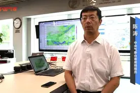 都动起来了！当暴雨预警发布，他们一刻没停下图片