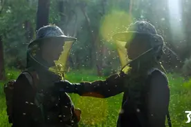 新式防蚊服落户“蚊虫王国”图片