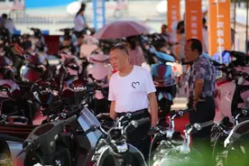 满满的实惠！2021年贵港市新能源电动车造物节引发市民抢购热潮图片
