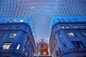 紧邻外滩，百年老大楼竟住了1000多户！这141幢老建筑藏着老上海的回忆，现在正偷偷变美→图片