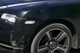 撞上600多万劳斯莱斯的广东外卖骑手：“路口一辆车挡住视线”，交警正在调查图片