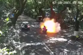 电动车行驶中突然烧成一团火球！这些知识你要知道图片