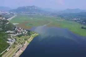 果然视频｜济南卧虎山水库重新蓄水，库底“青青草原”逐渐消失图片