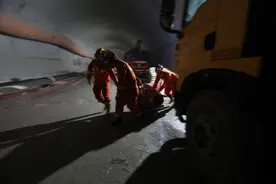 最新：珠海完成900多米隧道水域搜救，派出4批次潜水员图片