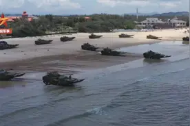 解放军开展多海域军事训练，外媒猜测与“美军机降落台湾”有关图片